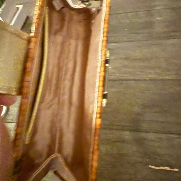 Woven Tan Clutch with Chain Strap - Picture 7 of 7